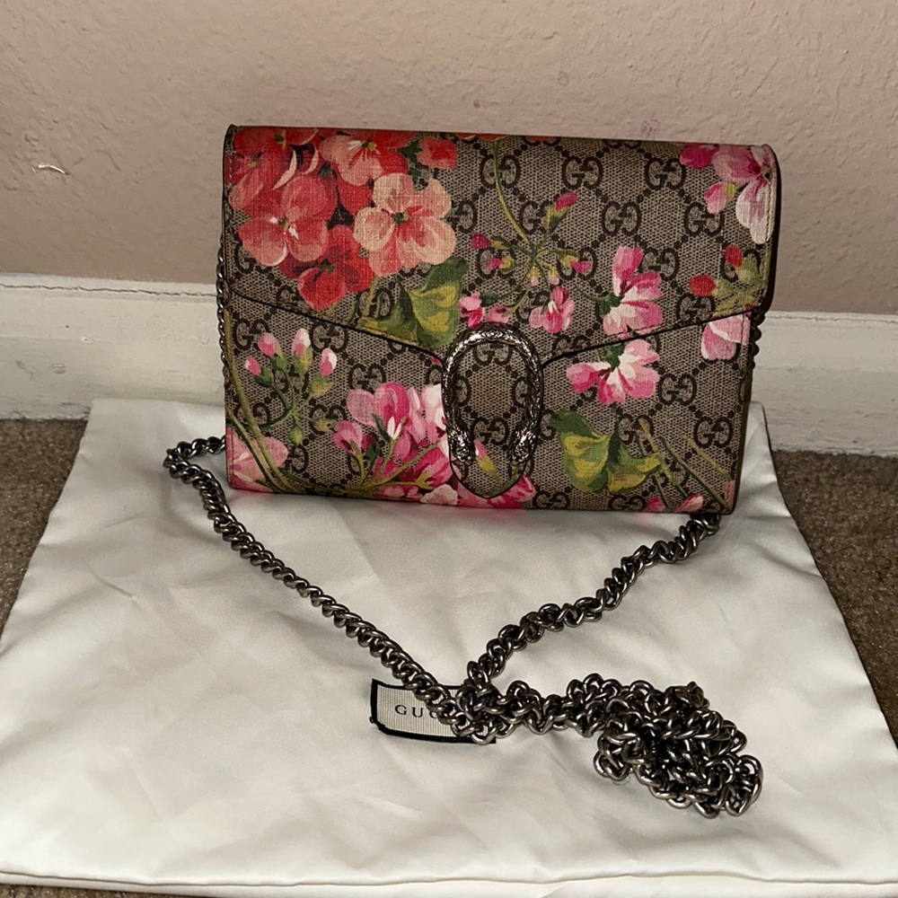 Gucci Dionysus Floral Wallet on Chain